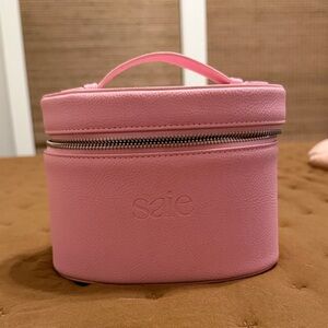 Saie Bubblegum Pink Cosmetic Case